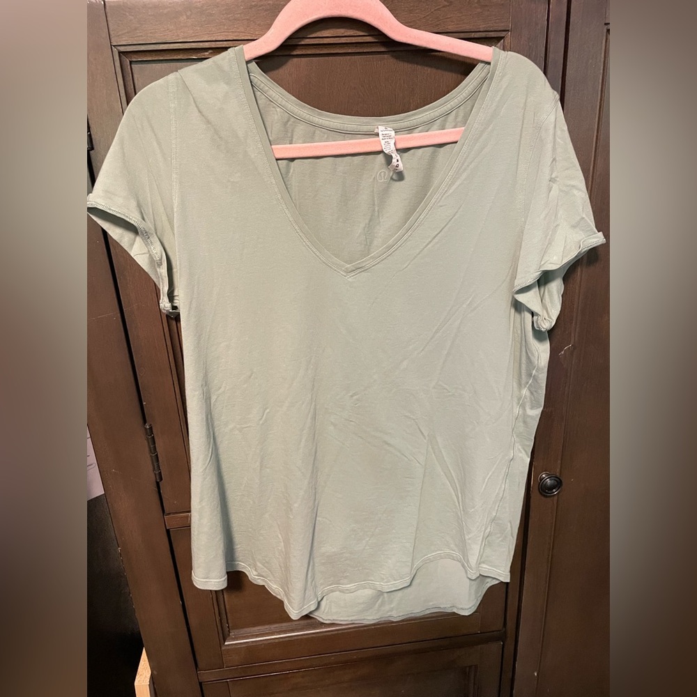 Lululemon shorts sleeve